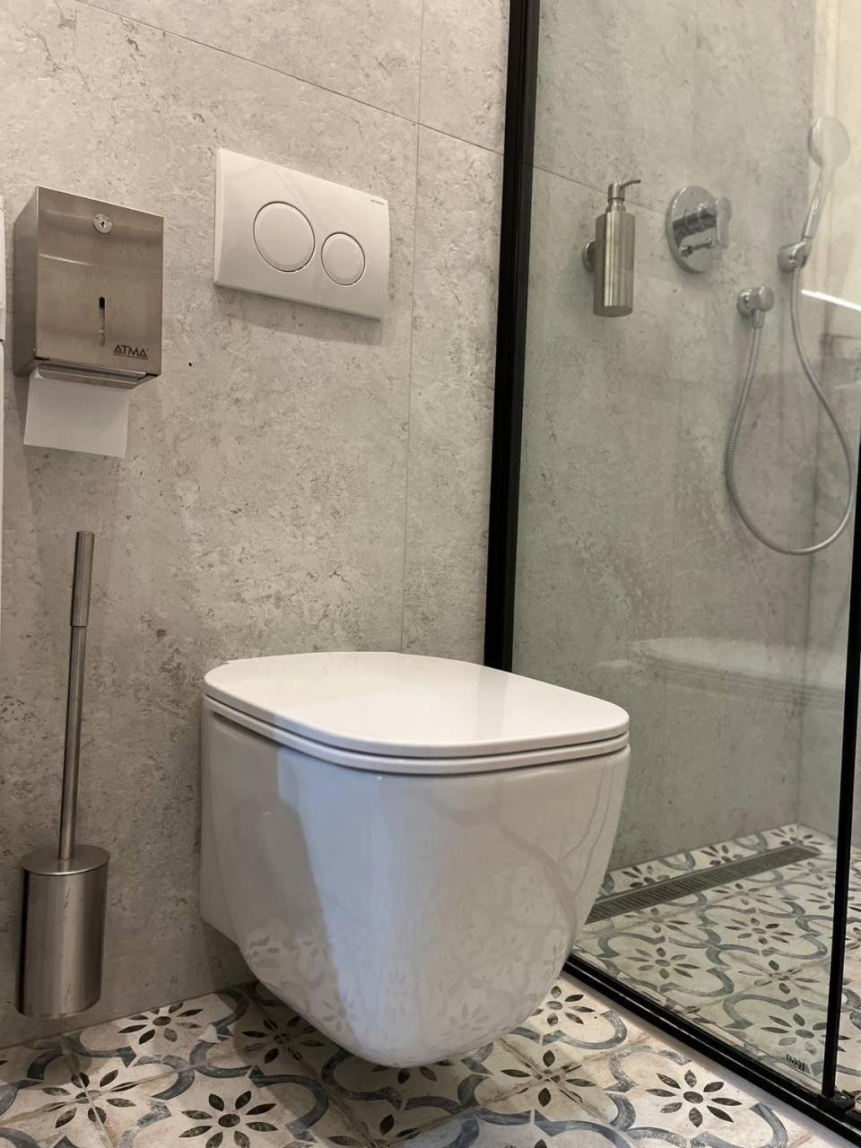 Lucky Apartmens In Centre Lviv 리비프 외부 사진