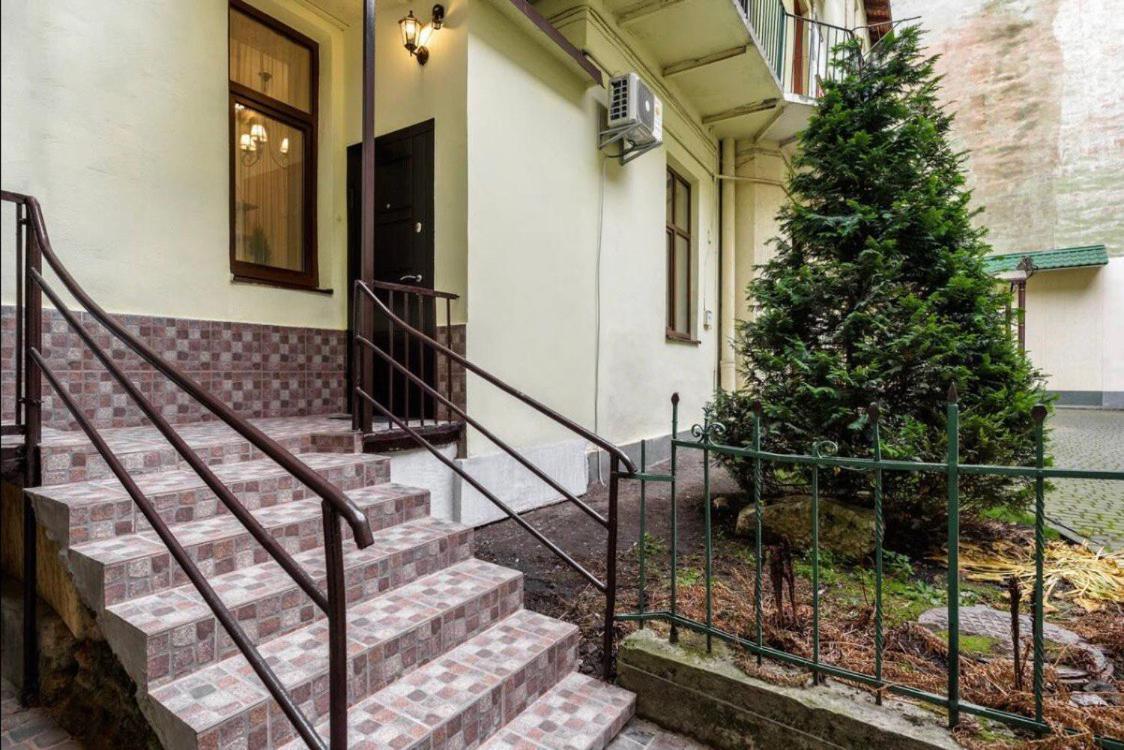 Lucky Apartmens In Centre Lviv 리비프 외부 사진